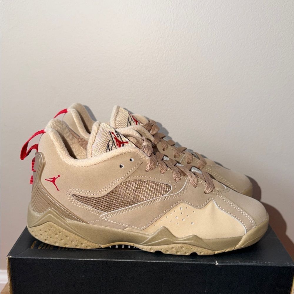Air Jordan MVP 92 Desert Brown HQ4427-200 GS Size 4.5Y